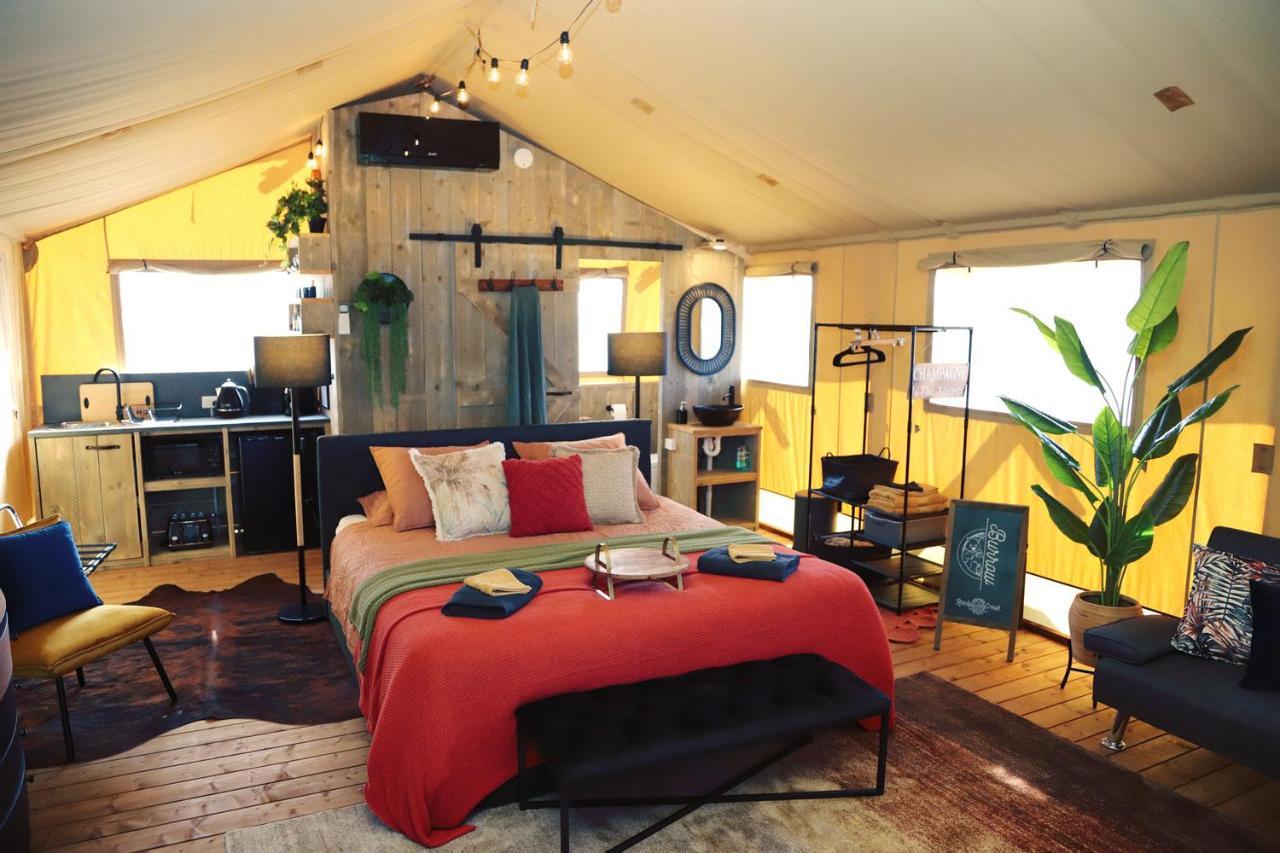 One-Bedroom Chalet,1367470265:JPEG